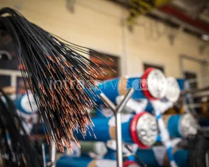 Pracownik fizyczny do prac przy budowie linii światłowodowych 